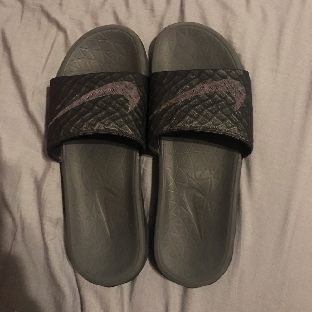 Nike Solarsoft Slides